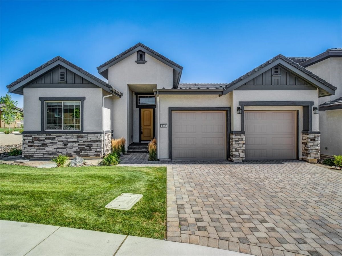 472 Dubois Lane