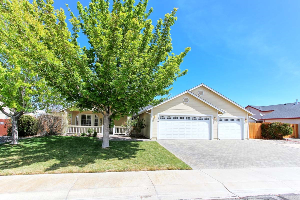 1376 Grandborough Dr